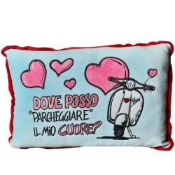 Cuscino Romantico “Dove posso parcheggiare il mio cuore?” con Vespa e Cuori Idea Regalo Amore, San Valentino 35x22 cm