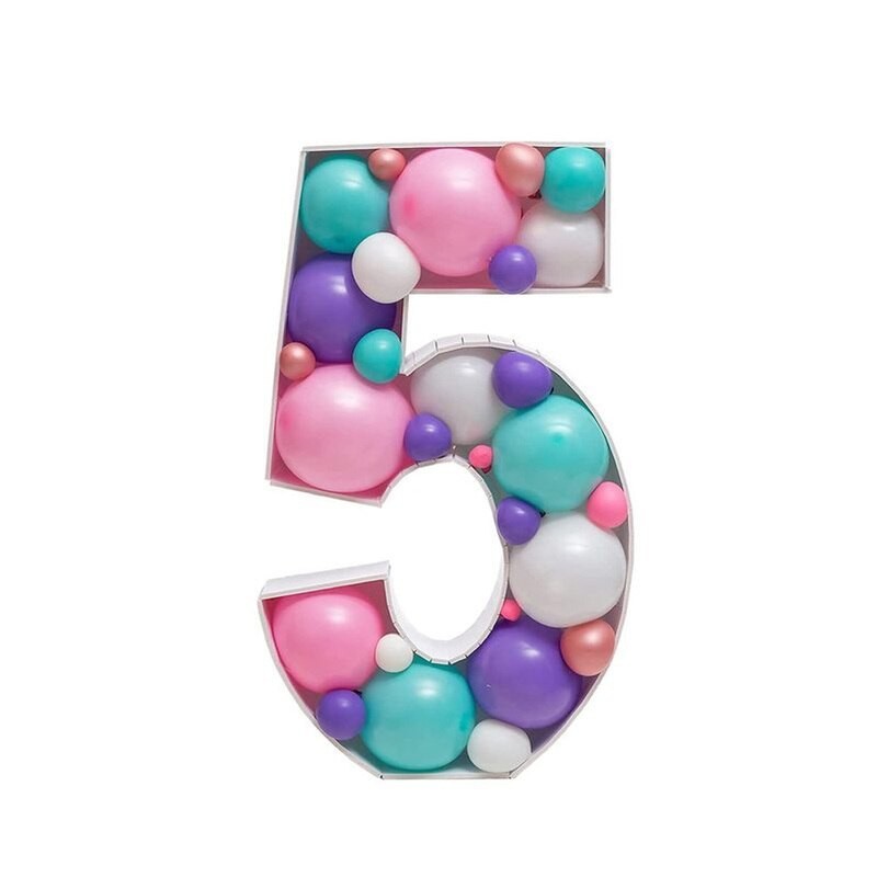 "Porta Palloncini Numero 5 Balloon Box: Il Dettaglio Perfetto per la Tua Festa di Compleanno!"