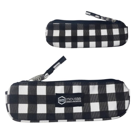Astuccio Portapenne a Bustina Piatto Quadroni Bianco e Nero - 22x6 cm, Perfetto per Scuola e Ufficio