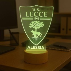 Lampada LED Lecce Calcio Personalizzata – Stemma in Plexiglass con Nome, Idea Regalo Tifosi e Decorazione Camera
